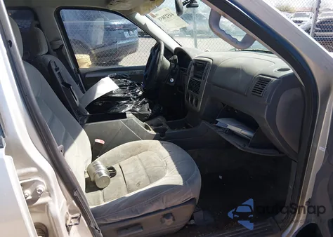 2004 Ford Explorer Nbx/Xlt z USA, uszkodzony, nr VIN 1FMZU73K54ZA14247